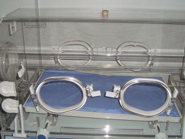 Baby incubator