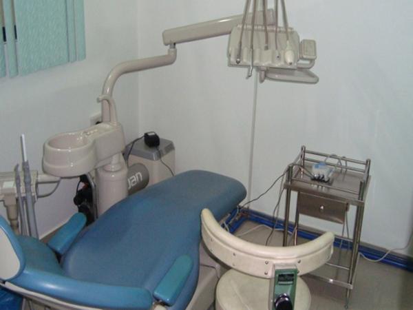 Dental chair